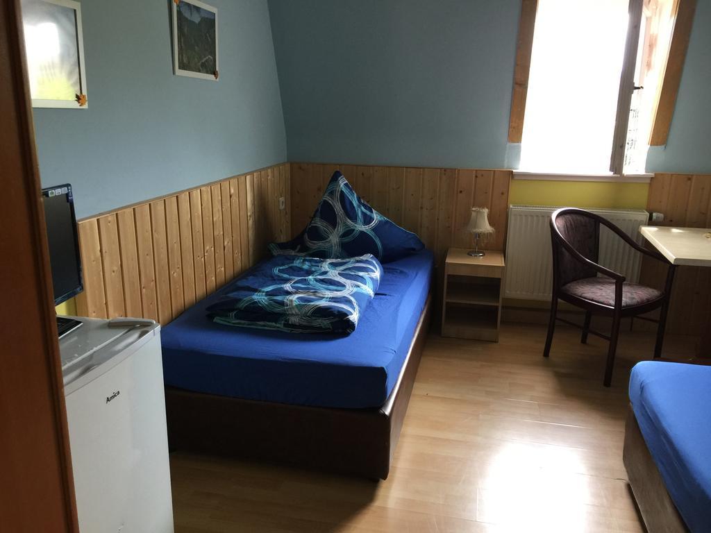 Zimmerfrei-Dresden Mit Bad-Minikuche Self Check In 24-7 מראה חיצוני תמונה