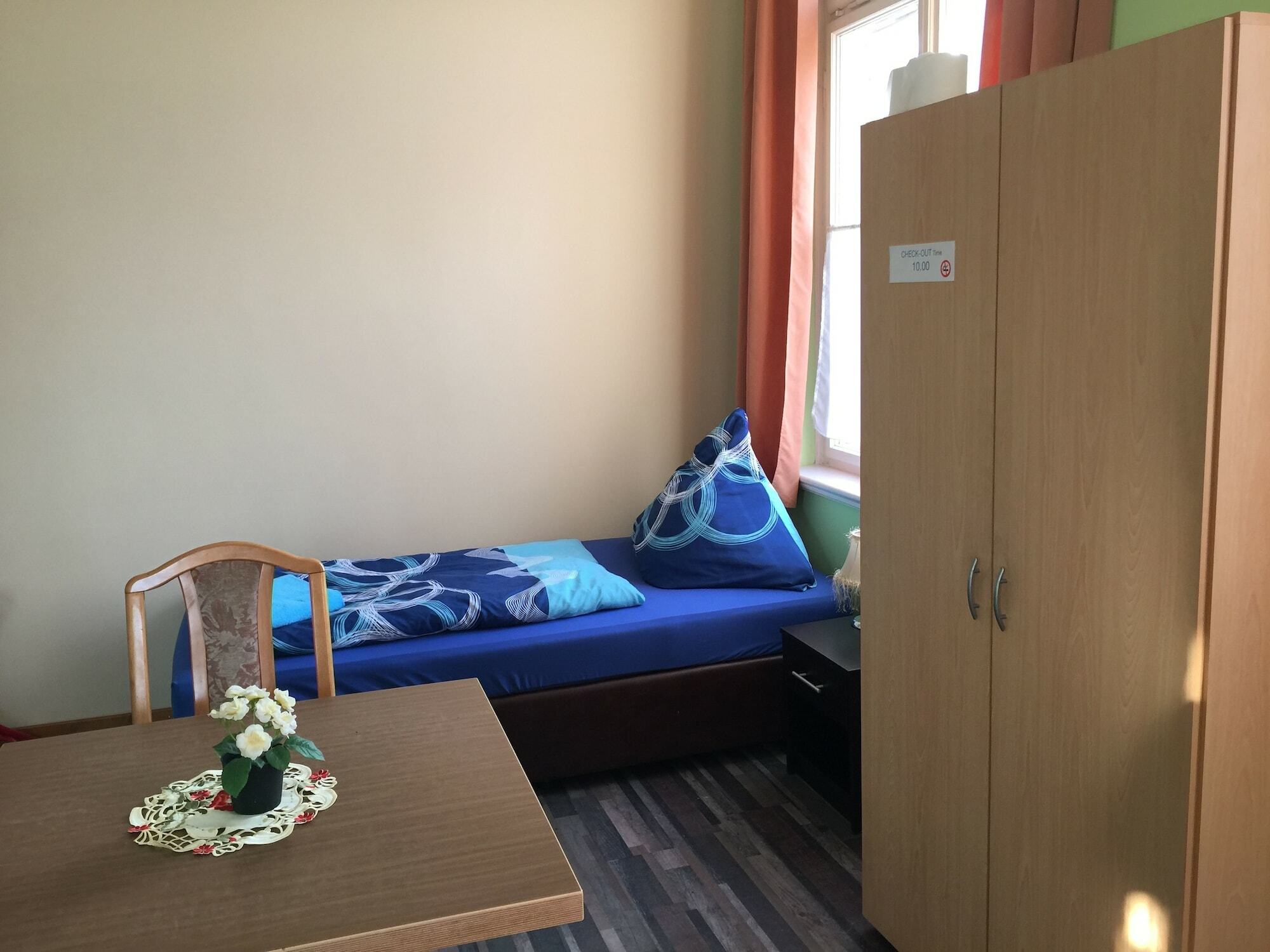 Zimmerfrei-Dresden Mit Bad-Minikuche Self Check In 24-7 מראה חיצוני תמונה